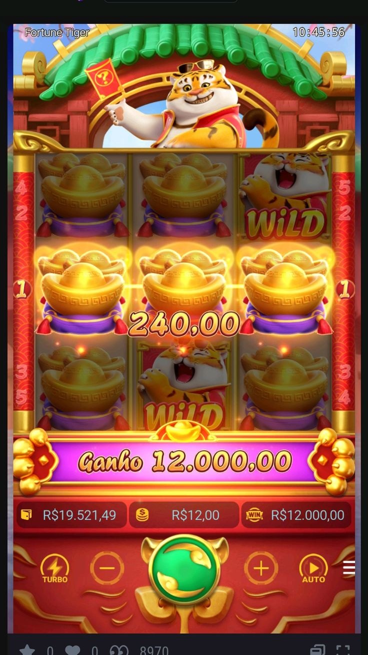 Join Huuuge Casino game