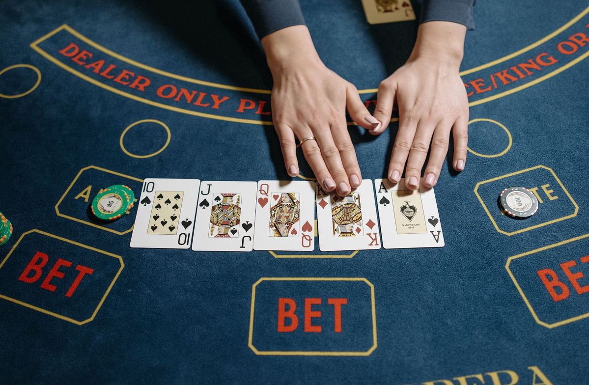 Join Huuuge Casino پاکستان ریئل منی گیمز